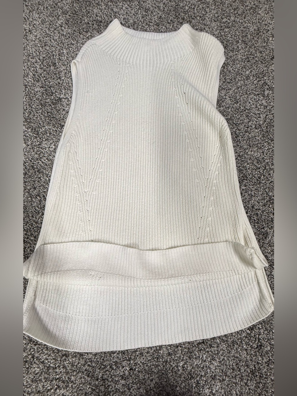 White Sleeveless Knit Sweater Tunic - Picture 3 of 8